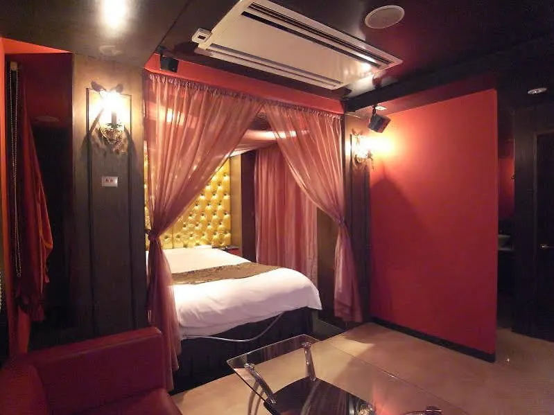 ホテル トランス 男塾ホテルグループ (Adults Only) Kóbe 2*,